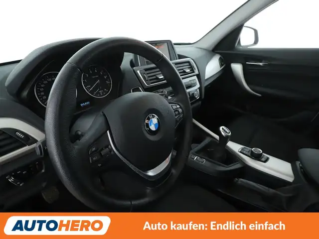 BMW 1 Series view 11