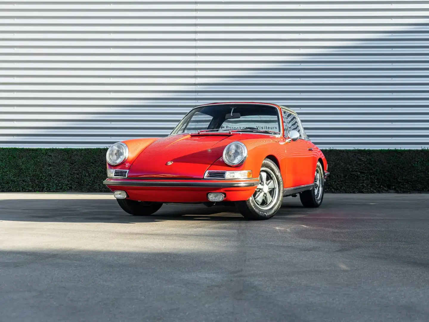 Porsche 911 1968 911 2.0S swb Targa // Restored // Matching Rood - 1