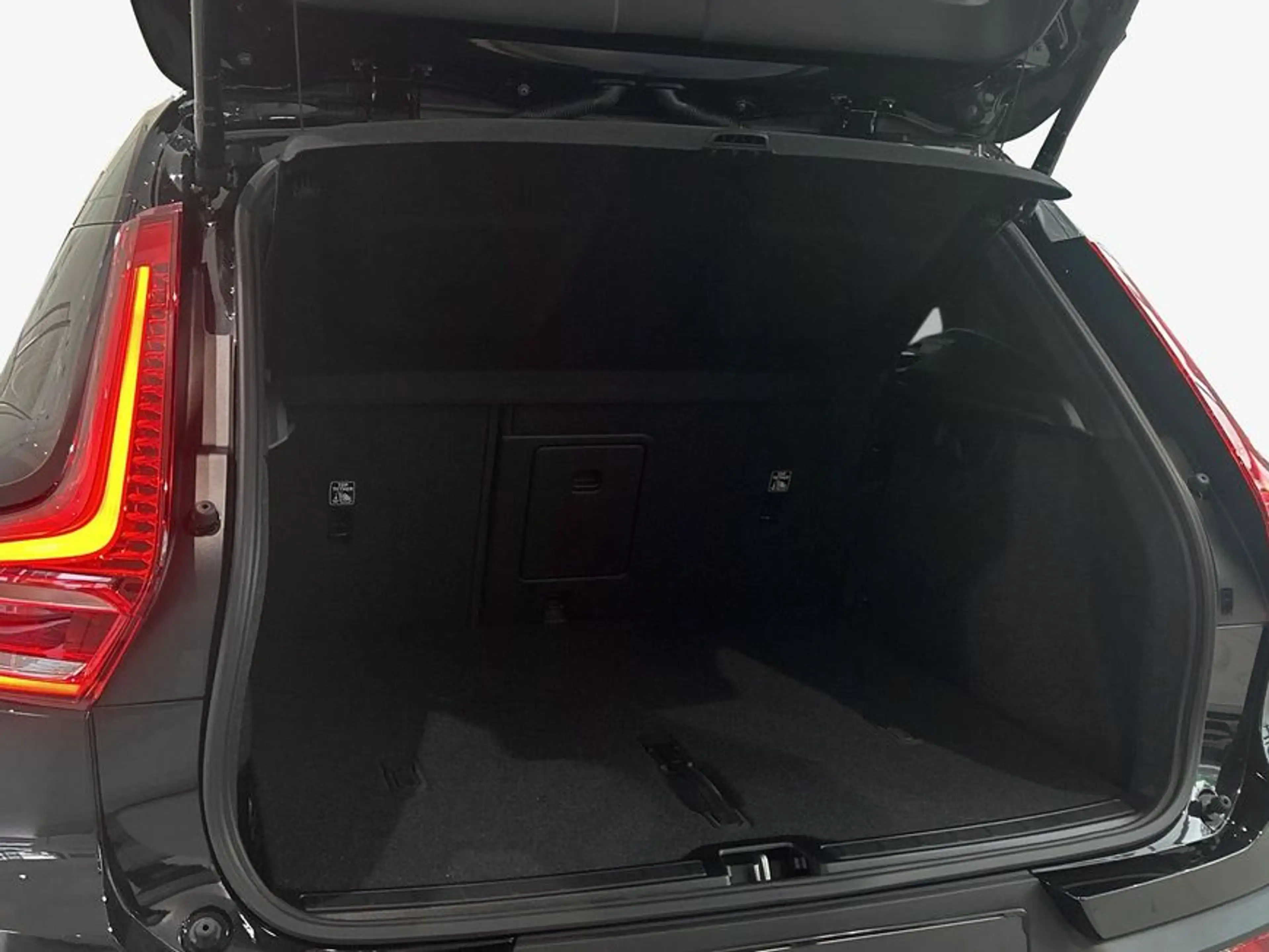 Volvo EX40 Fully Electric Twin Motor AWD Plus Dark — photo 7
