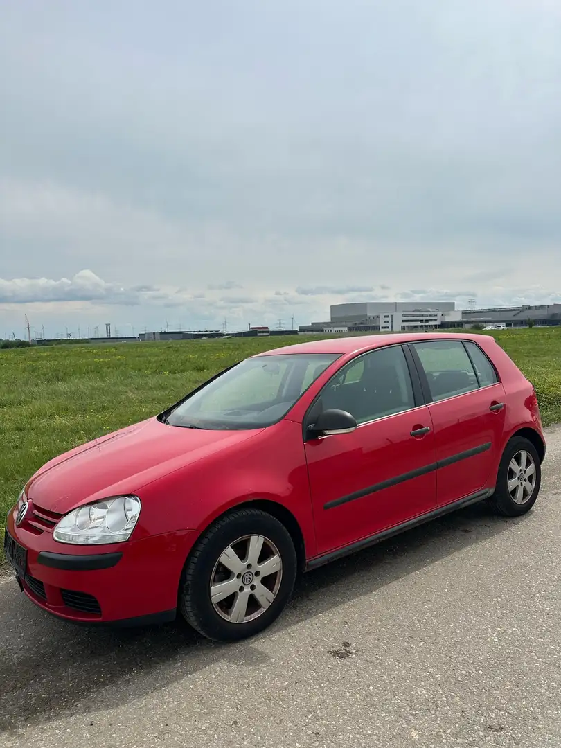 Volkswagen Golf Trendline 1,9 TDi Rot - 2