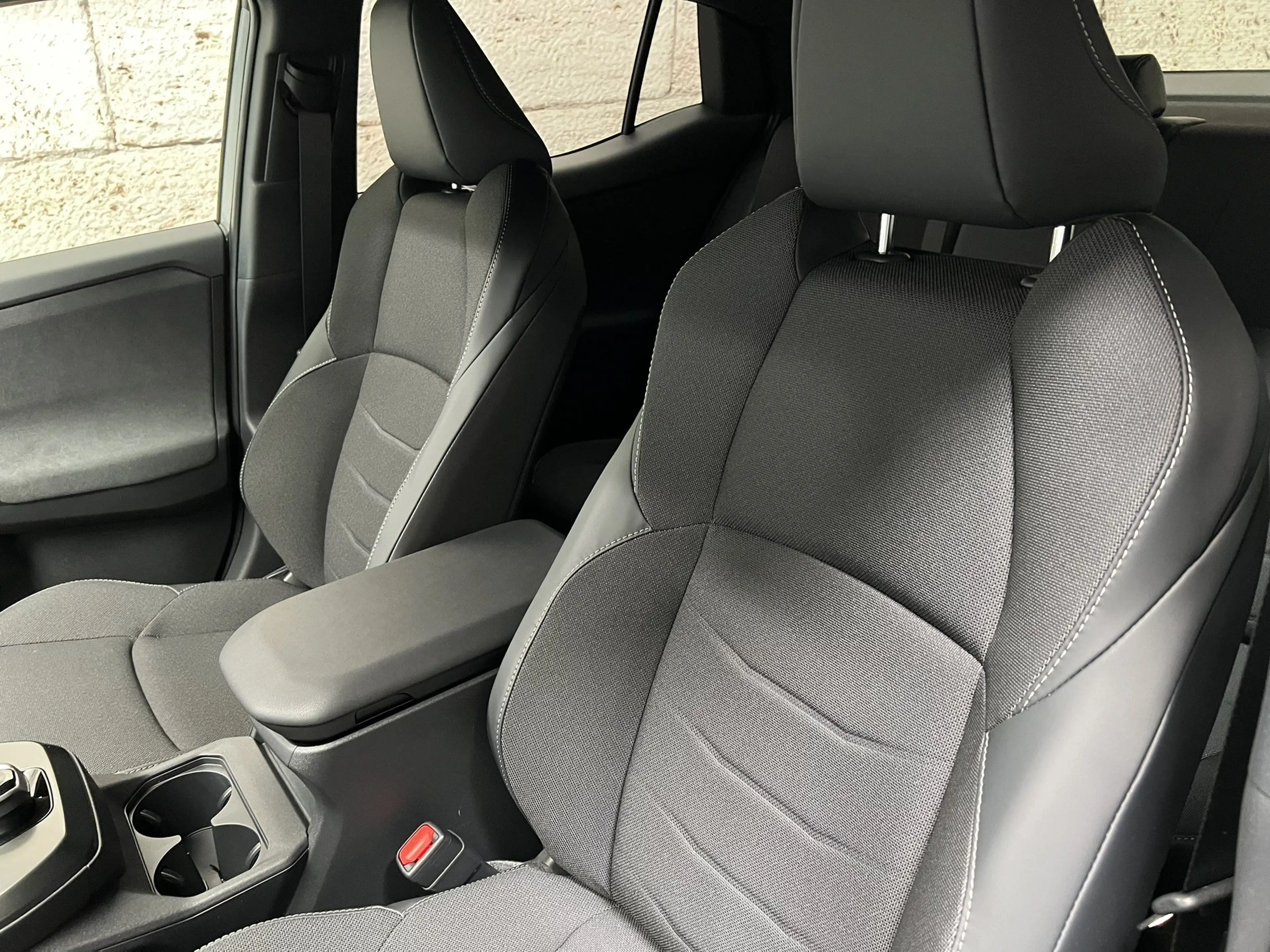 Toyota C-HR+ 165 kW Teamplayer — photo 15