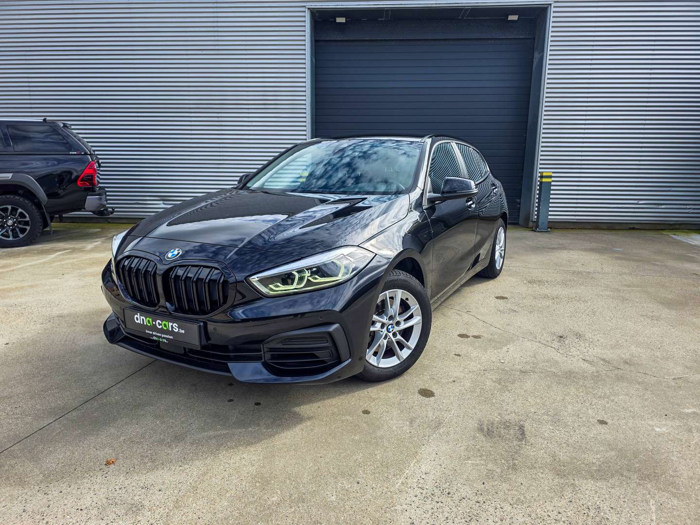 BMW 116 nuo 363 €/ mėn Benzinas 2023m. Sedanas Automatinė