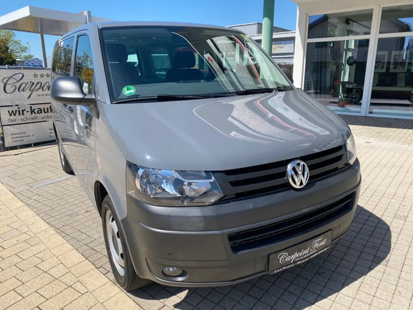Volkswagen T5 Transporter Bus Caravelle Trendline, CAMPER Grey - 2
