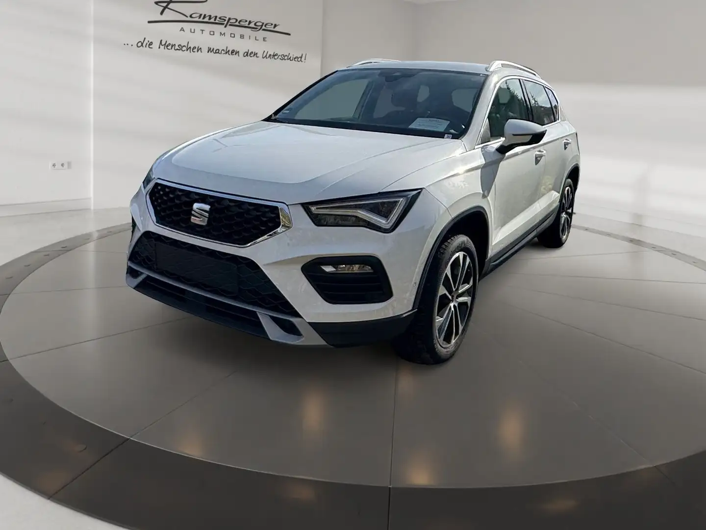 SEAT Ateca Style 1.5 TSI DSG LED/AHK/Kamera/Assist/uv Weiß - 2