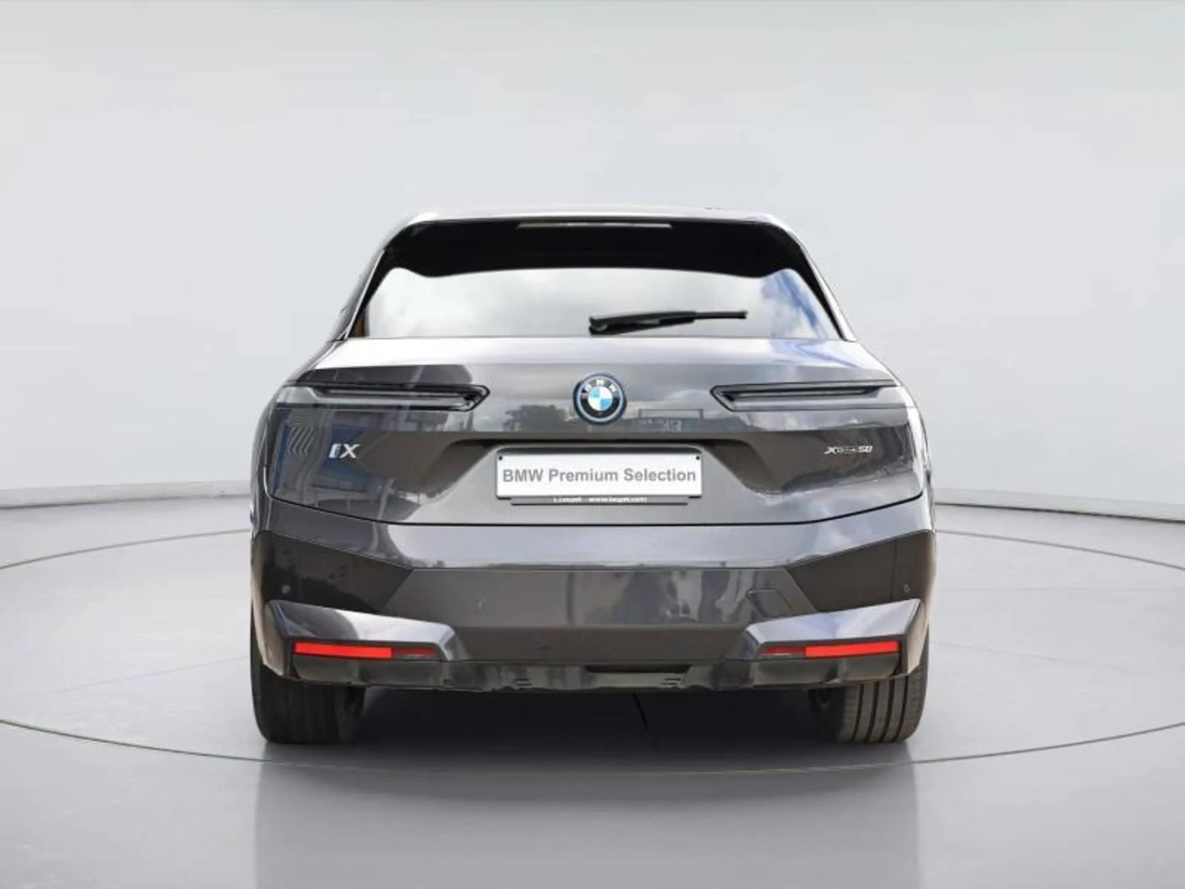 BMW iX xDrive50 Kit Sport — photo 5