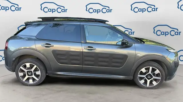 Citroen C4 Cactus view 4