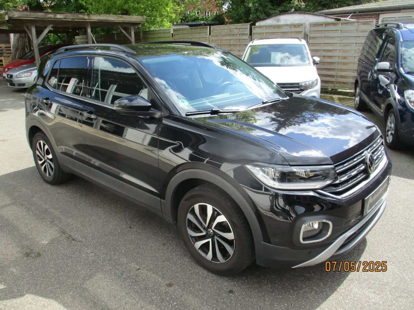 Volkswagen T-Cross 1.0 TSI  ACTIVE -ACC-NAVI-App-LED- Noir - 1