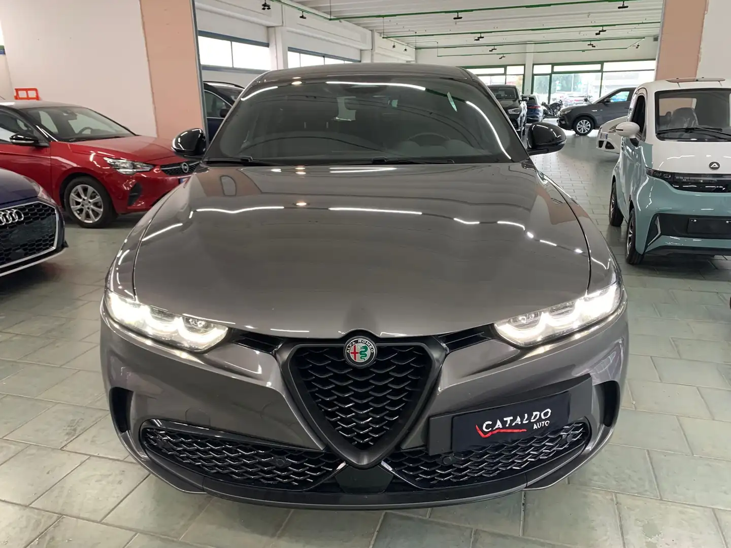 Alfa Romeo Tonale 1.5 mhev tct7 130cv edizione speciale Gris - 1