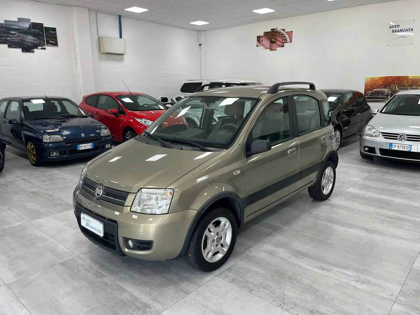 Fiat Panda 1.2 natural power Climbing Beige - 1