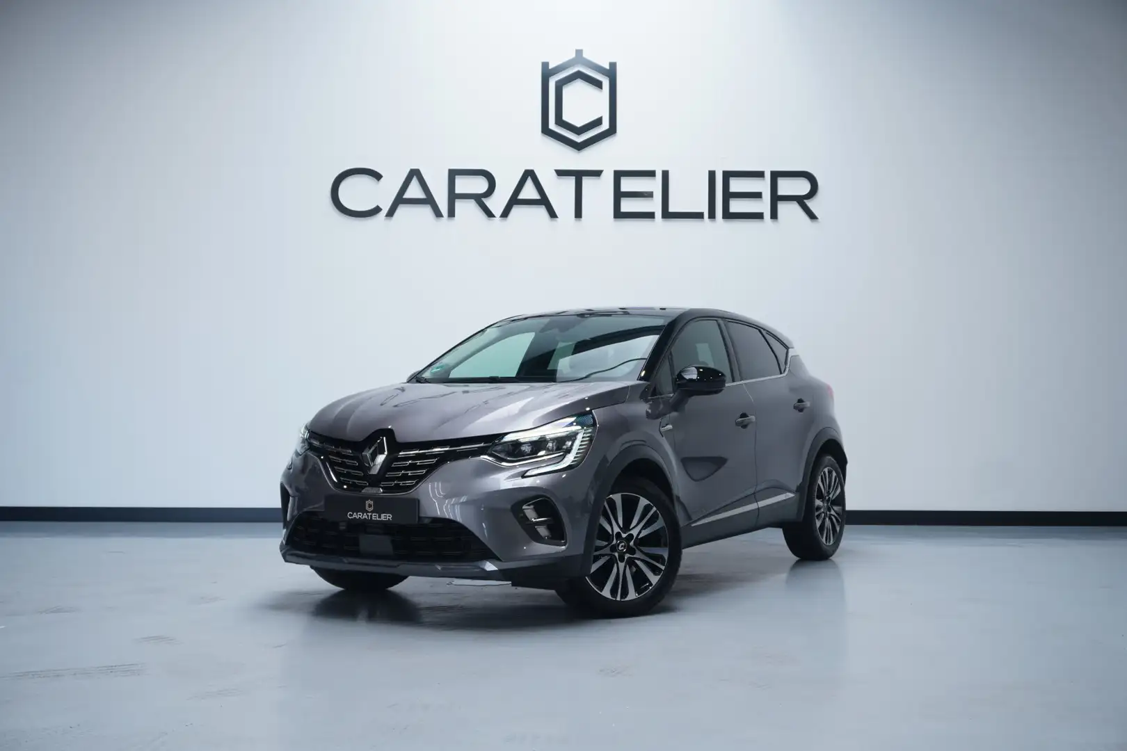 Renault Captur 1.3 TCe 130 Initiale Paris / 1e eig / incl. 12M Ga Gri - 1