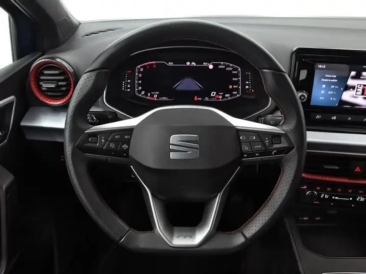 SEAT Ibiza 2025, foto 17
