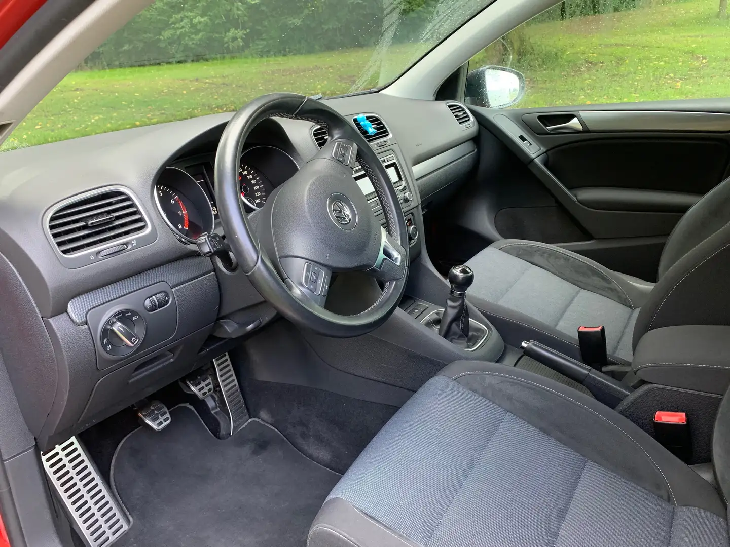 Volkswagen Golf Golf 1.2 TSI Style Rot - 2