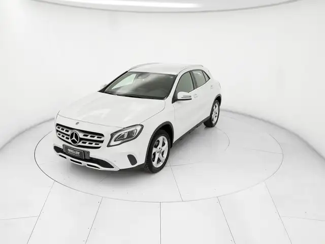 2017 Mercedes-Benz Gla in White for sale