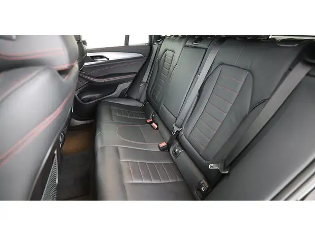 BMW X4 xDrive 20d M-Sport Aut LED LEDER NAVI SITZHZG Ansicht 29