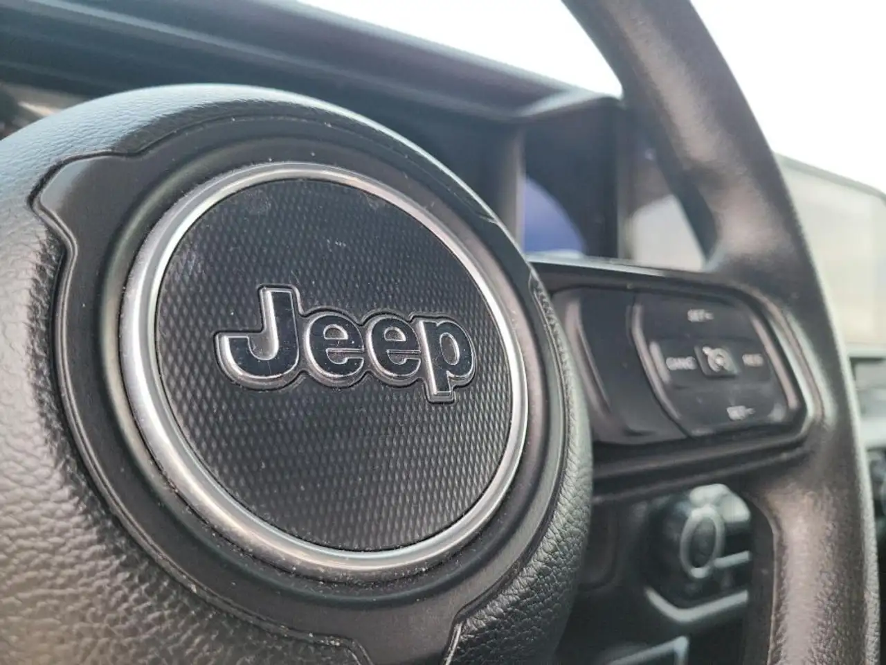 Jeep Wrangler снимка Jeep Wrangler