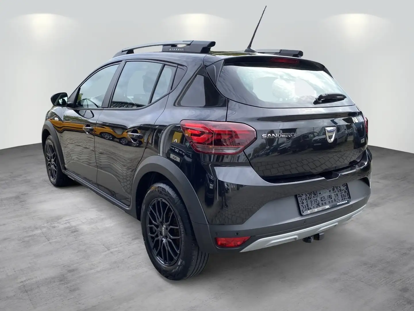 Dacia Sandero Stepway TCe 90 Comfort Automatik AHK RFK  Comfort Noir - 2