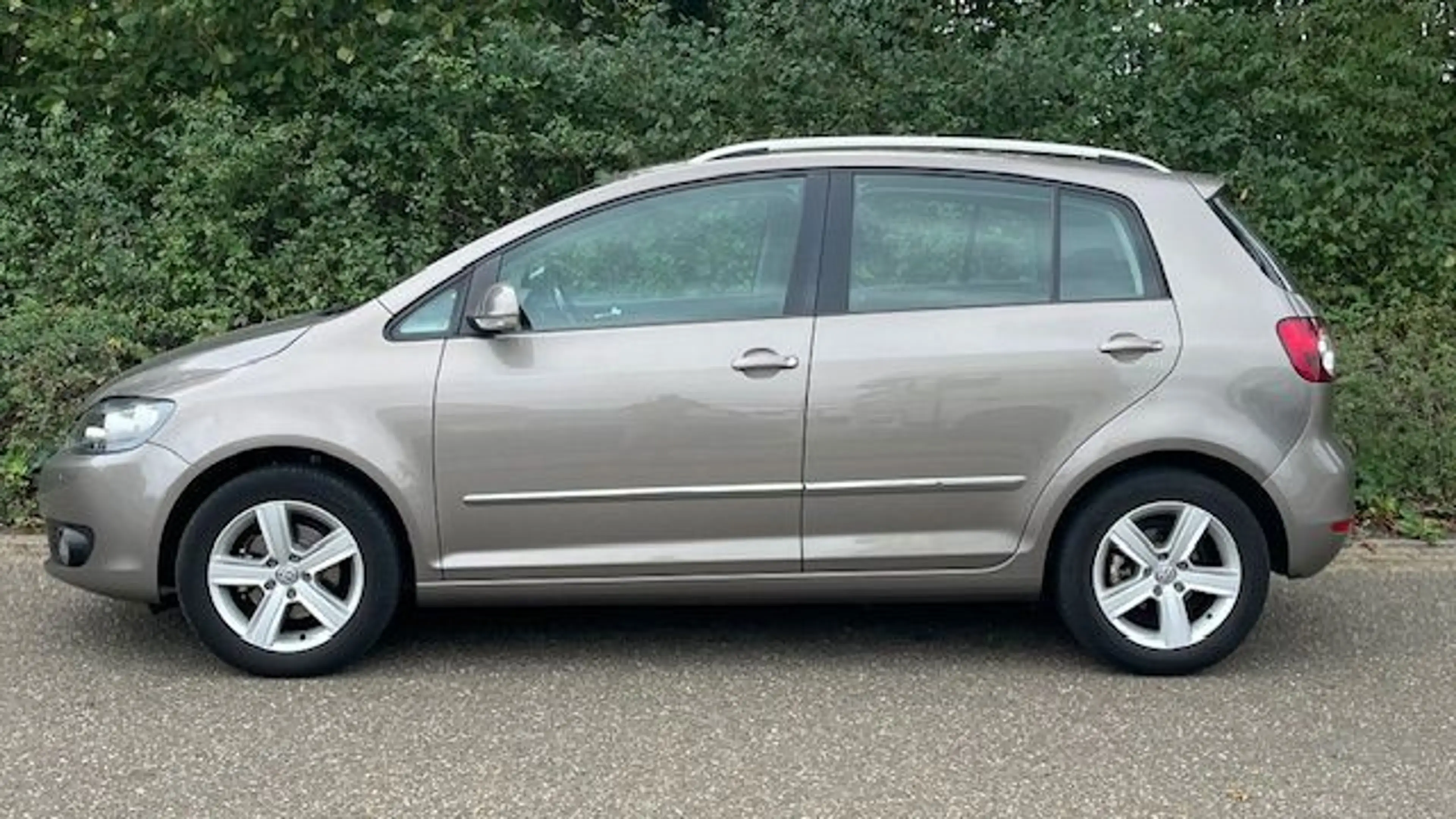 Volkswagen Golf Plus 1.2 TSI Highline BlueMotion l Zeer Mooi! — photo 4
