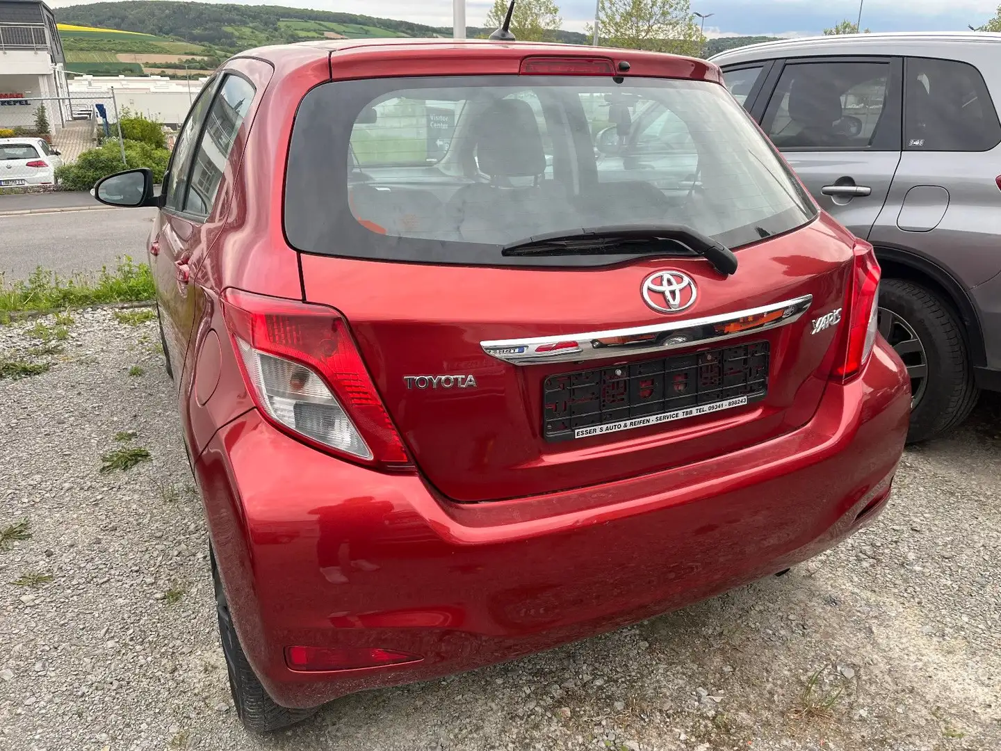 Toyota Yaris Life Rot - 2