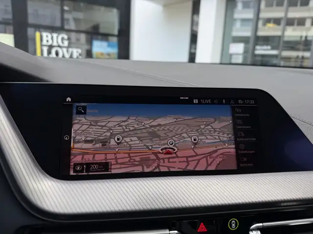 BMW 2 Series view 9