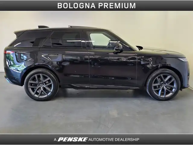 Land Rover Range Rover Sport view 6