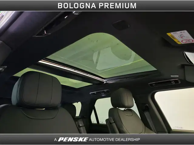 Land Rover Range Rover Sport view 13