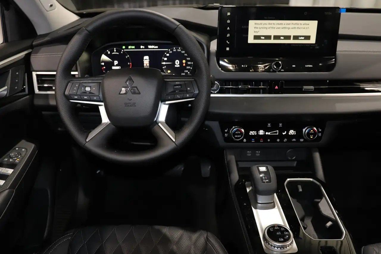 Mitsubishi Outlander снимка Mitsubishi Outlander