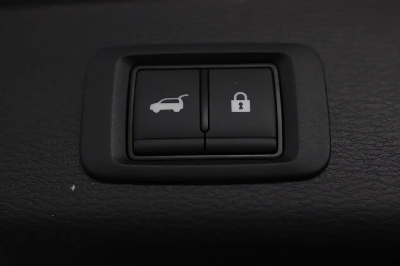 Mitsubishi Outlander снимка Mitsubishi Outlander
