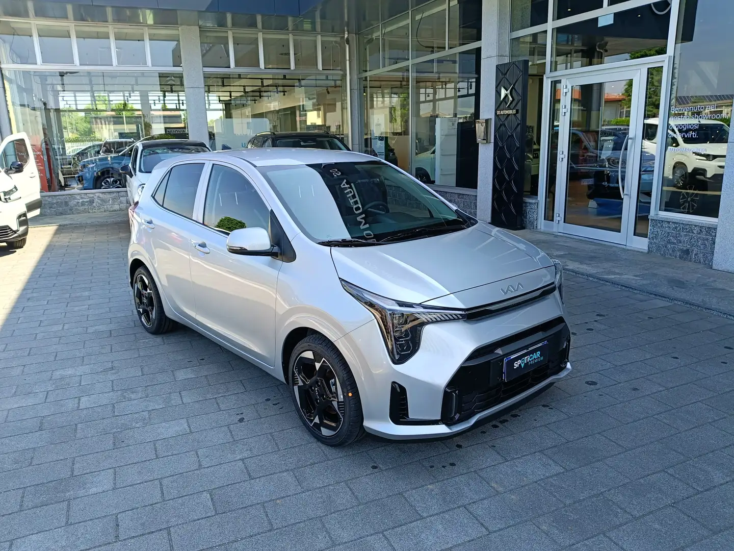 Kia Picanto 1.2 Benzina 79cv STYLE KM ZERO Argento - 1