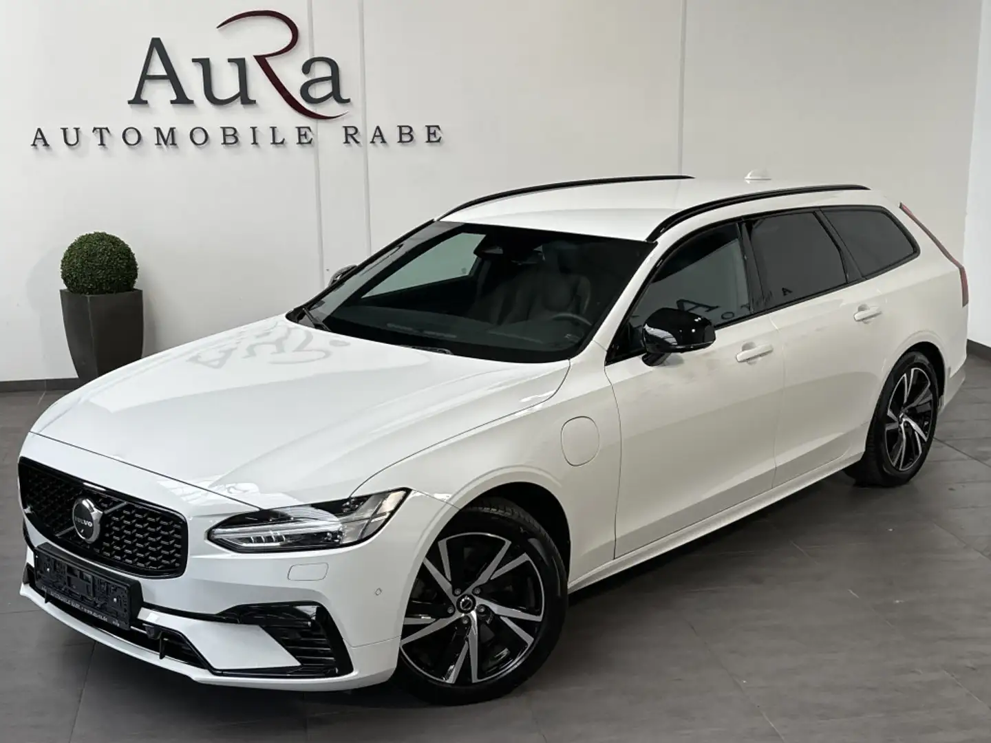 Volvo V90 T8 Recharge AWD R-Design NAV+LED+ACC+360°+VC Bianco - 2
