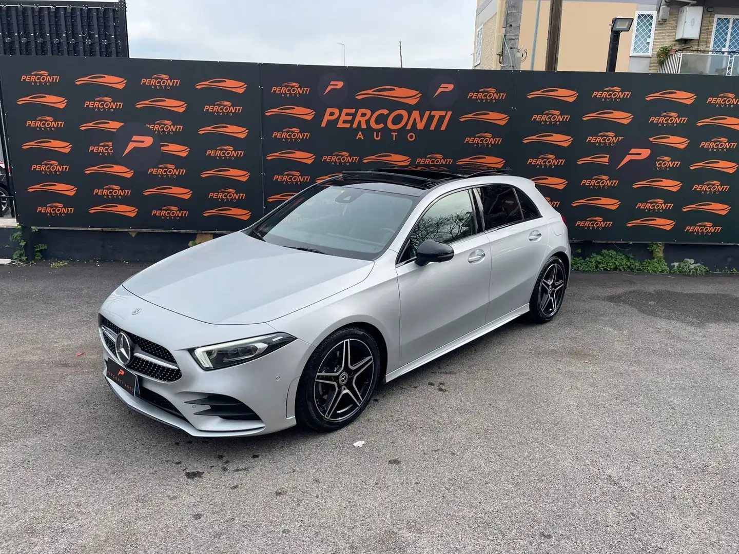 Mercedes-Benz A 180 A 180 Automatic Premium Argent - 1