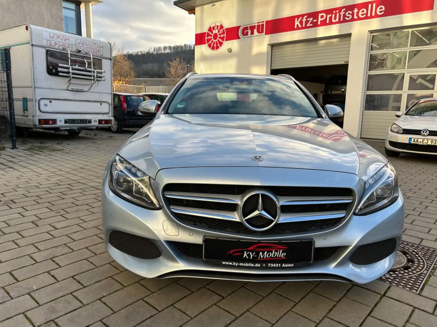 Mercedes-Benz C 180 Autom./Navi/Leder/Standh./TÜV&AU-NEU Argent - 2