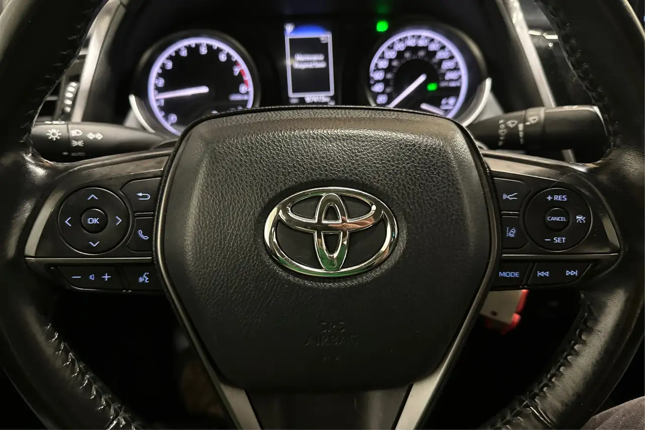 Toyota Camry снимка Toyota Camry