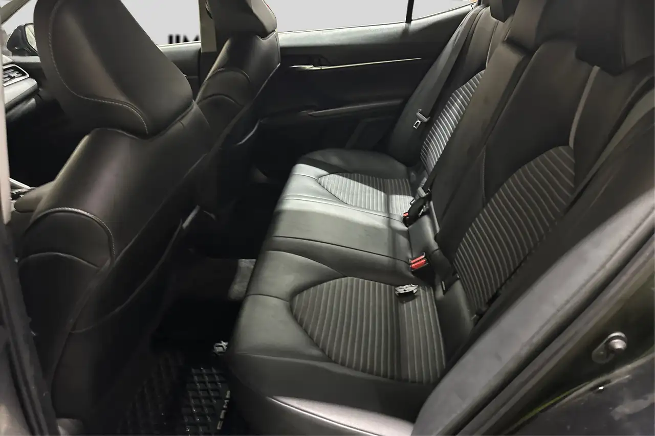 Toyota Camry снимка Toyota Camry