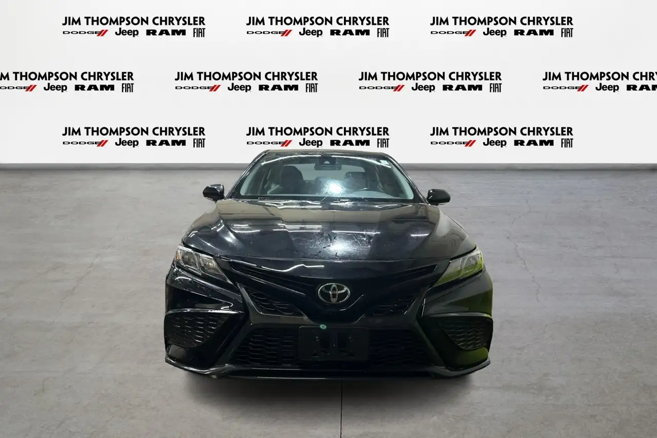 Toyota Camry снимка Toyota Camry
