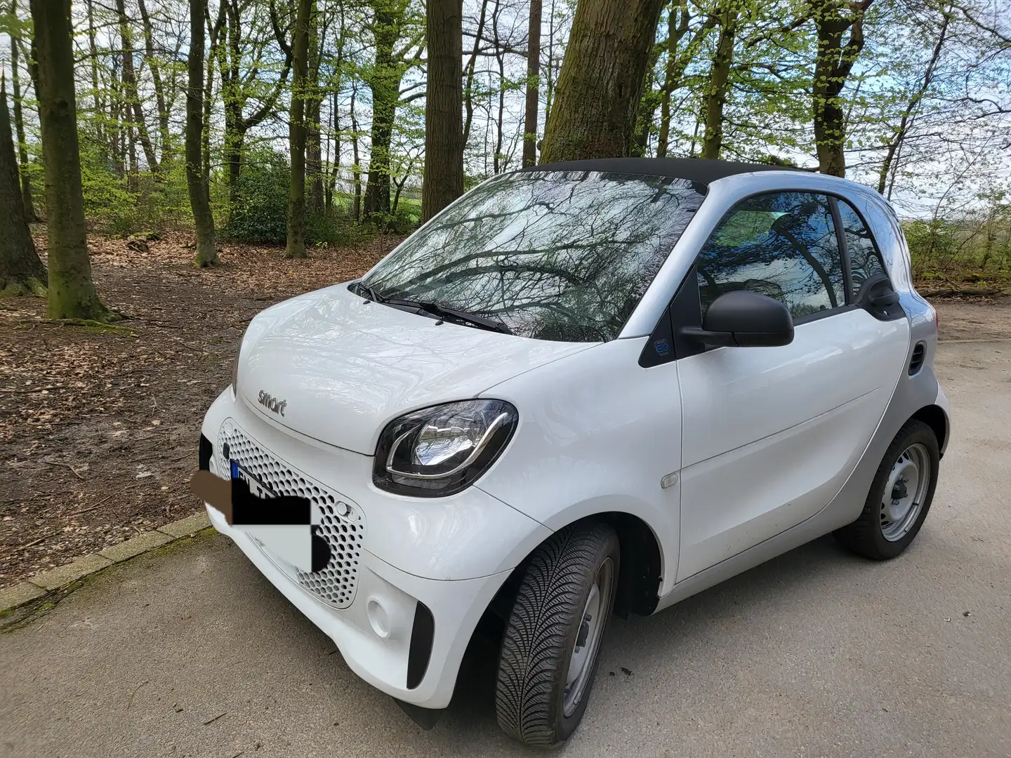 smart forTwo smart fortwo electric drive coupe EQ Weiß - 1