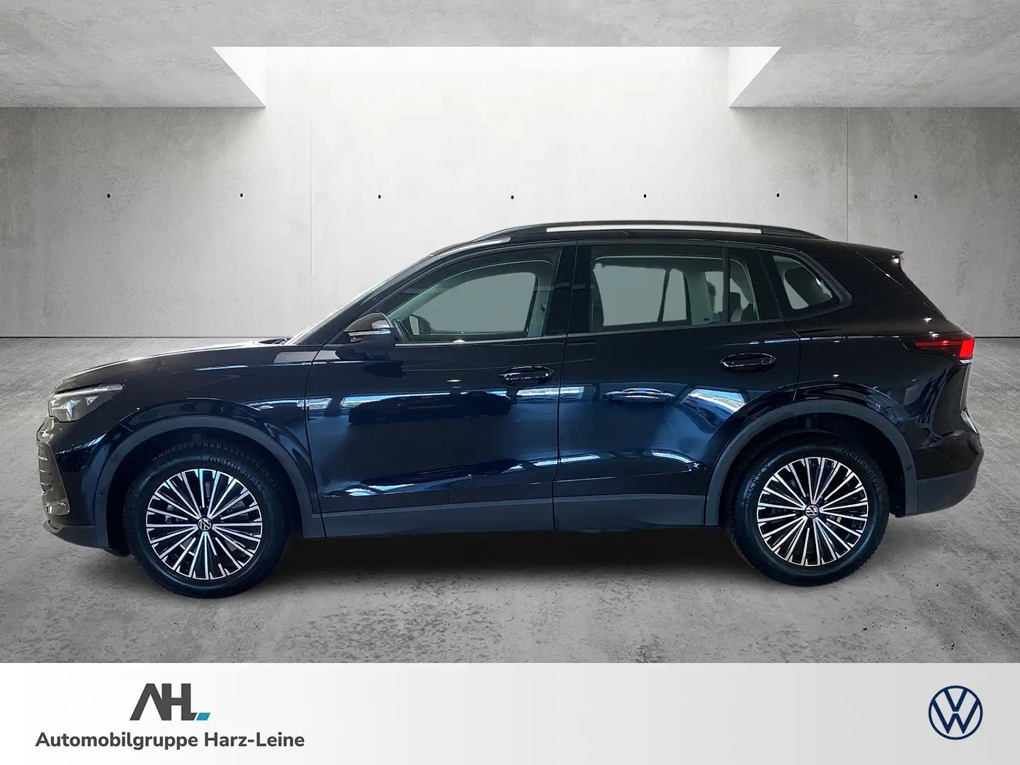 Volkswagen Tiguan 2.0 TDI Life DSG RFK Navi AHK ACC LED Schwarz - 2