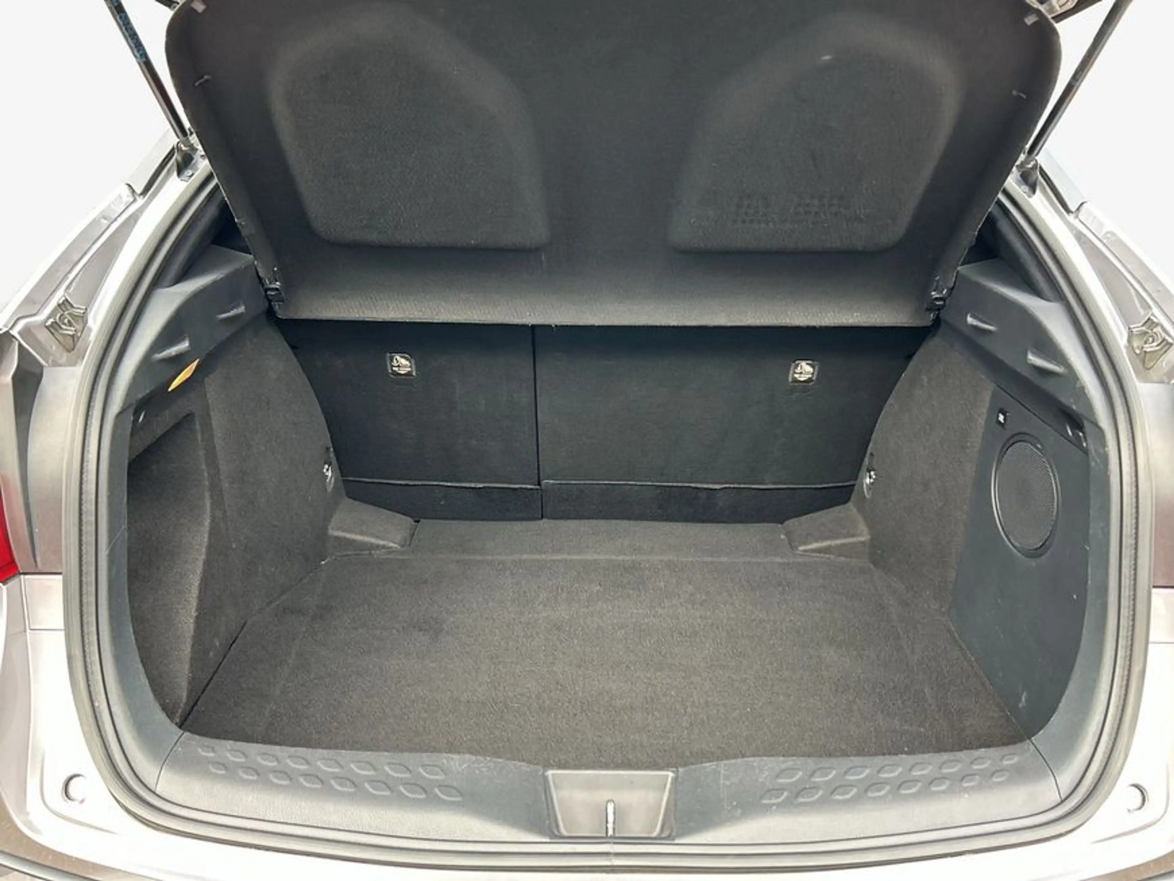Toyota C-HR 1.8 Hybrid Style Selection — photo 8