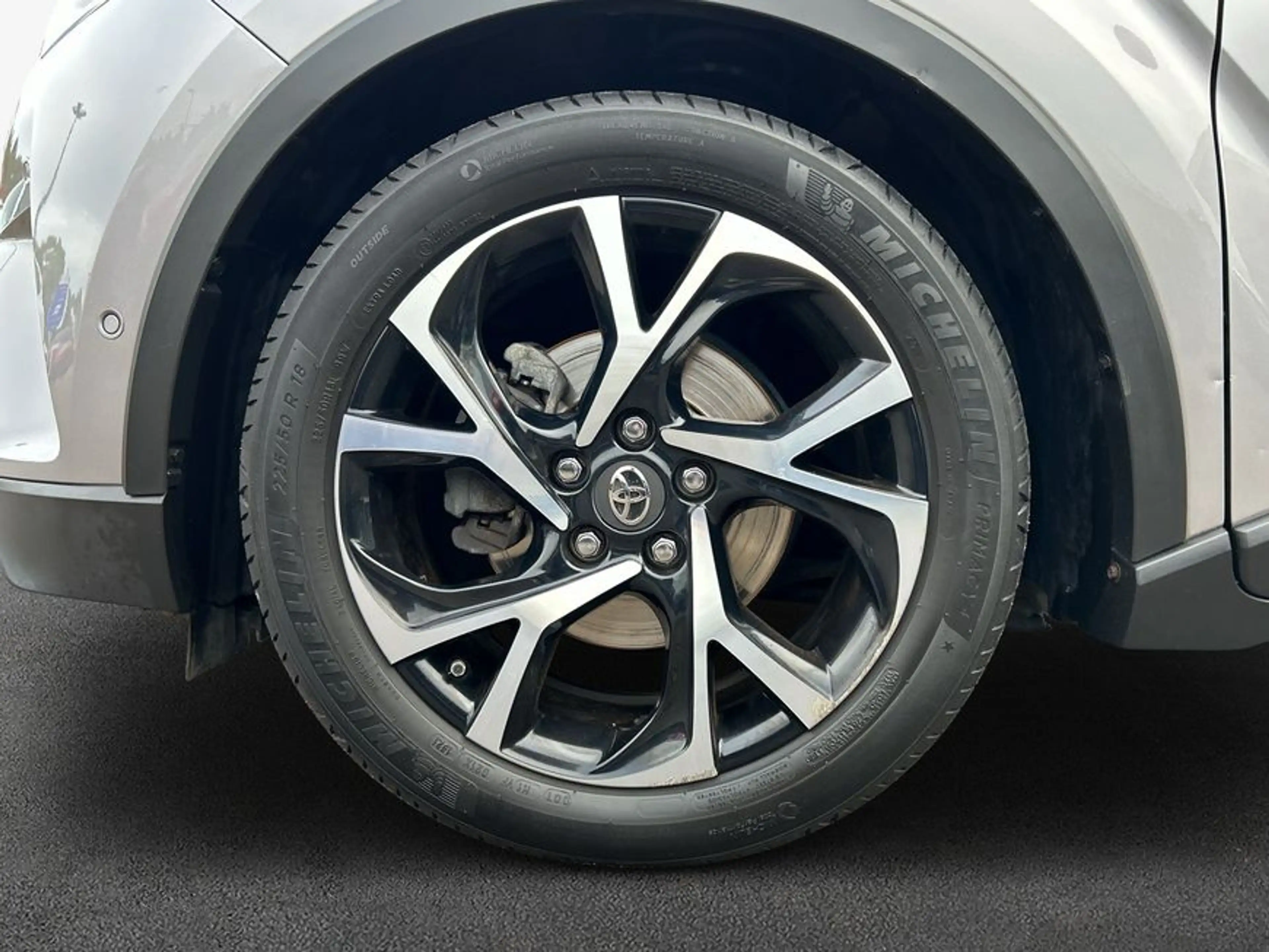Toyota C-HR 1.8 Hybrid Style Selection — photo 7