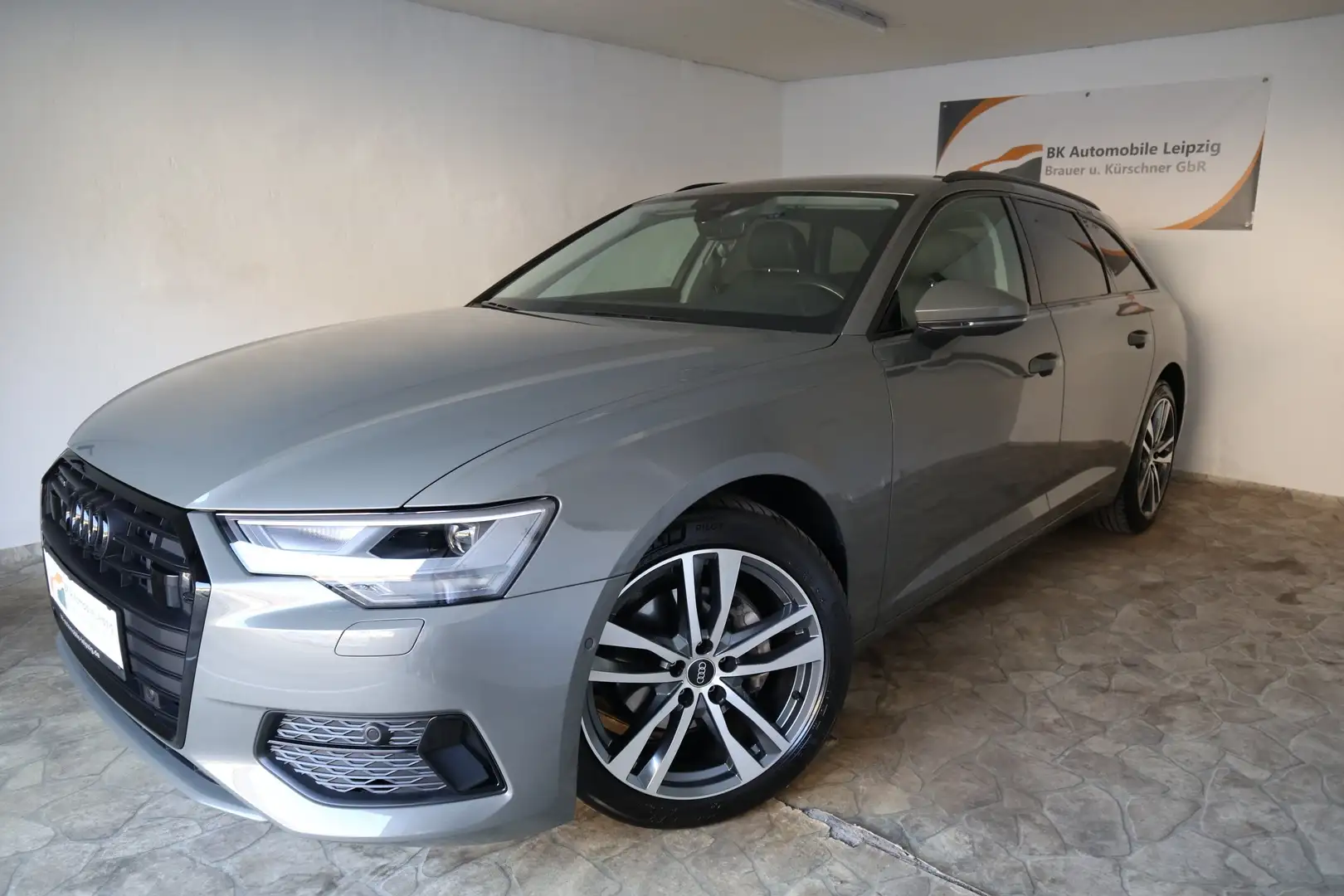 Audi A6 Avant 40 TDI quattro S tronic sport + Matrix-LED Grigio - 1