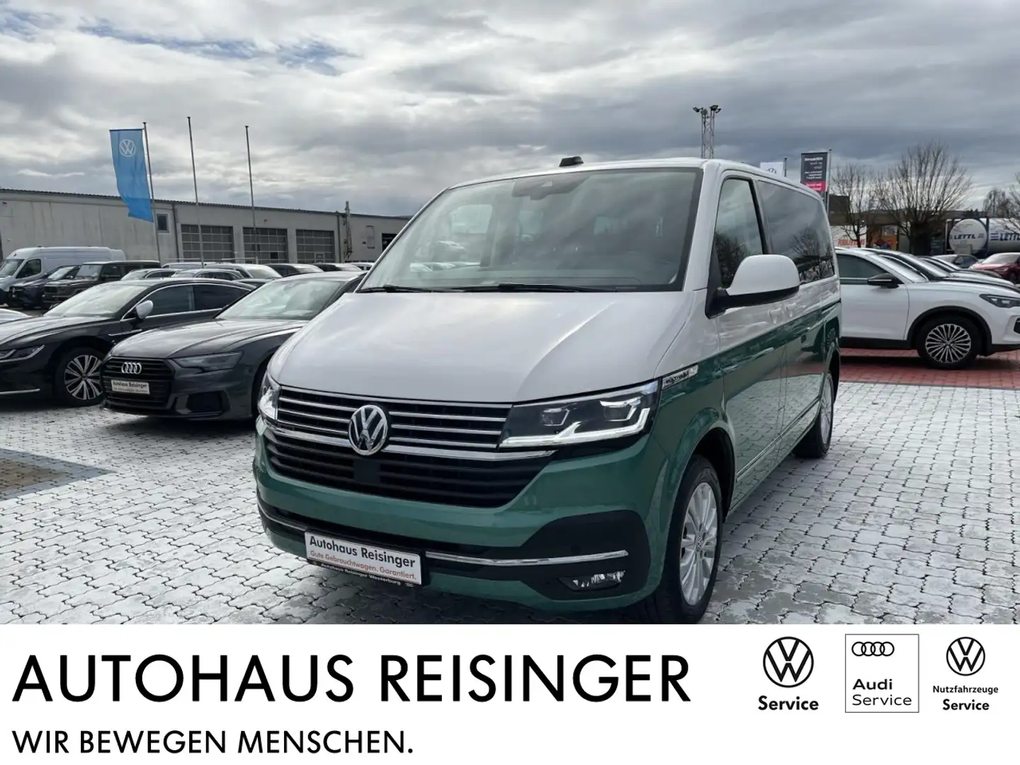 Volkswagen T6 Multivan .1 2.0 TDI 4 Motion (LED+NAVI+AHK+R-Kamera+,ACC+AP Grün - 1