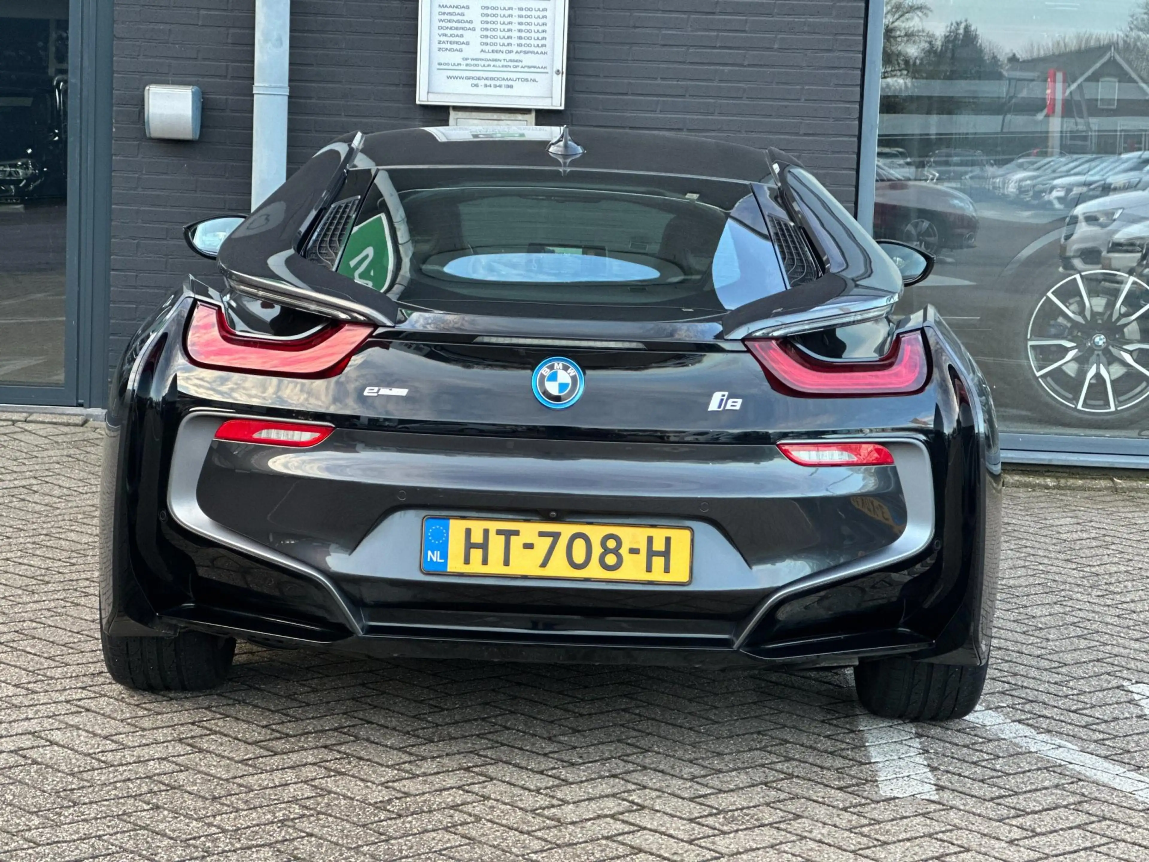 BMW i8 1.5/LEDER/NAVI/CAMERA/DELERONDERHOUDEN/NL-AUTO NAP — photo 11