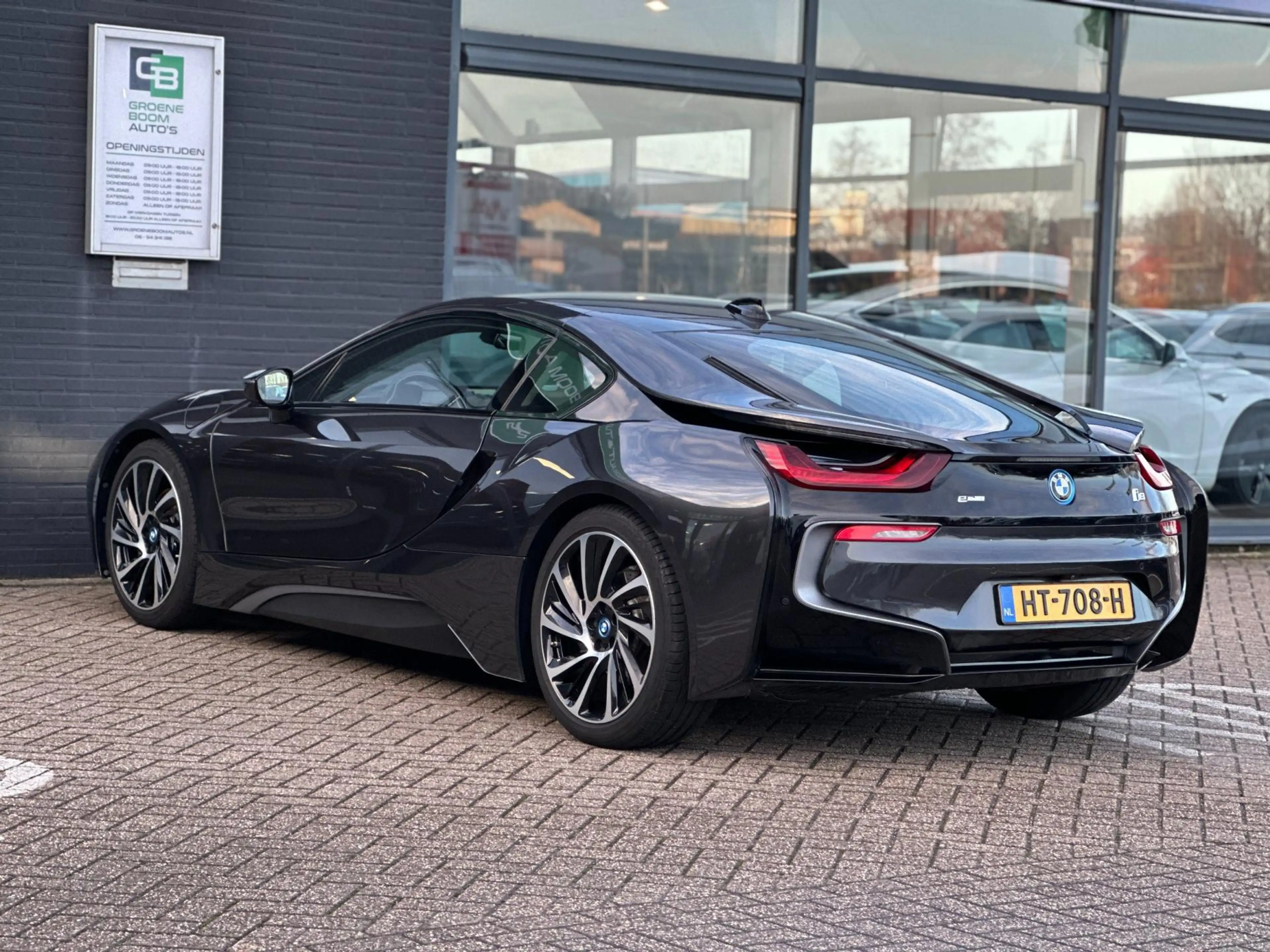 BMW i8 1.5/LEDER/NAVI/CAMERA/DELERONDERHOUDEN/NL-AUTO NAP — photo 12