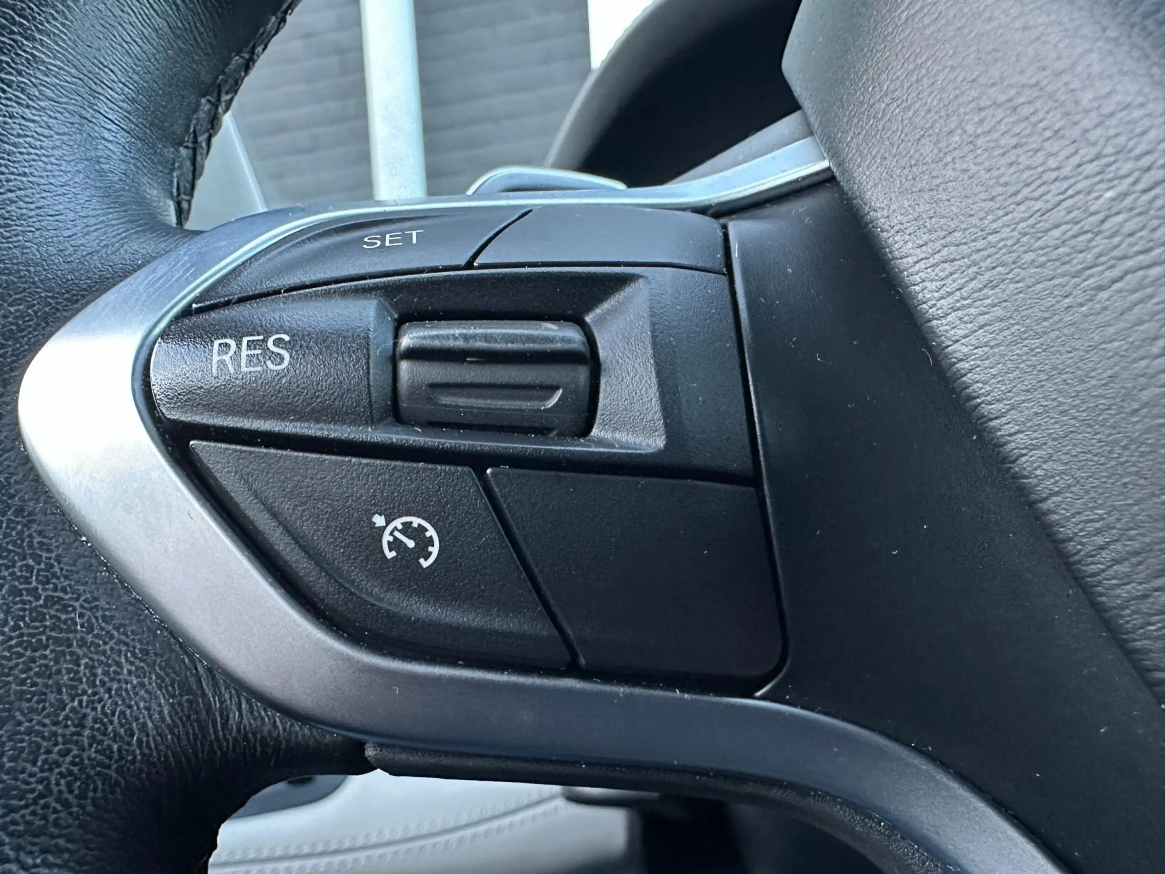 BMW i8 1.5/LEDER/NAVI/CAMERA/DELERONDERHOUDEN/NL-AUTO NAP — photo 24