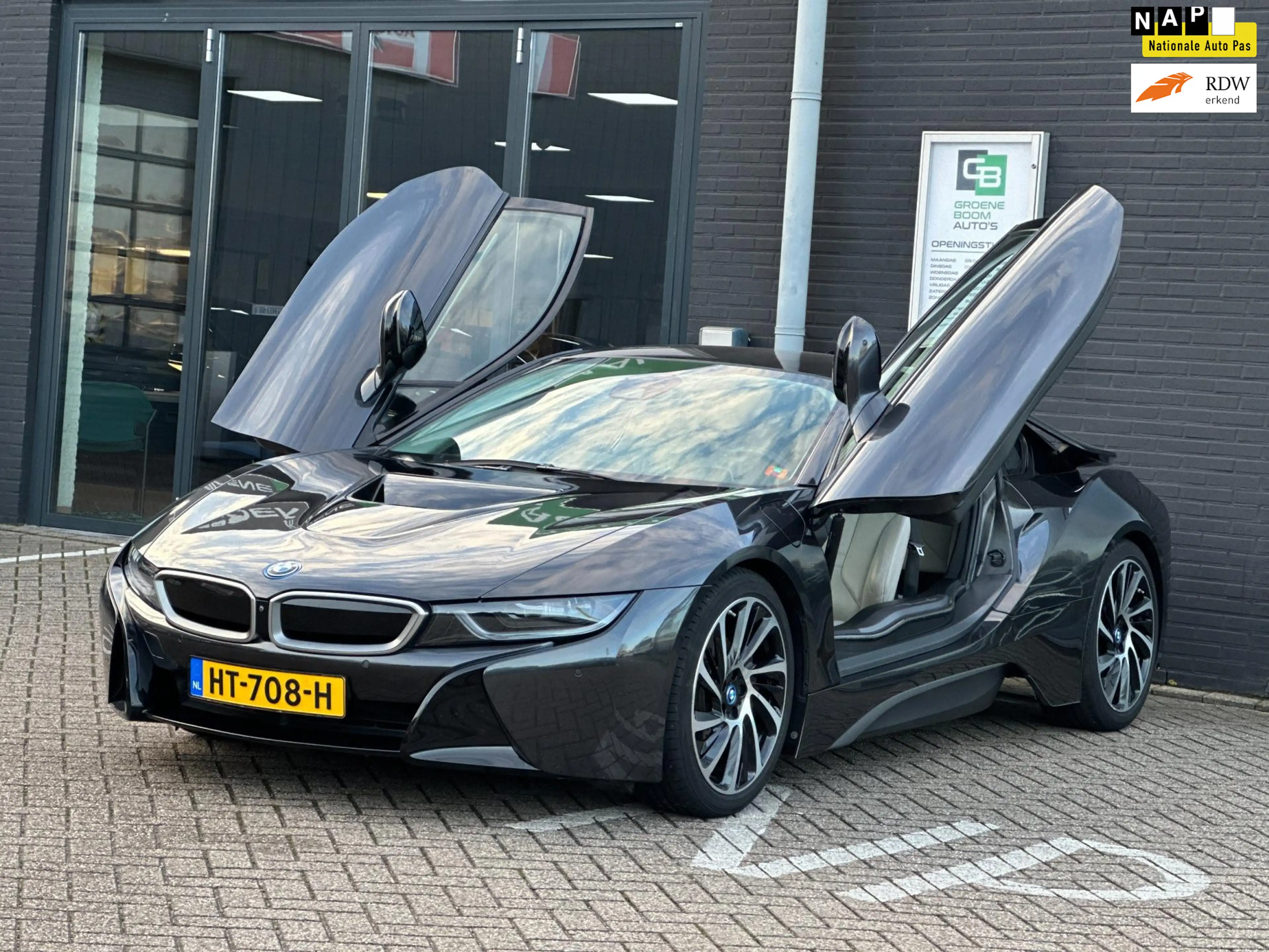 BMW i8 1.5/LEDER/NAVI/CAMERA/DELERONDERHOUDEN/NL-AUTO NAP