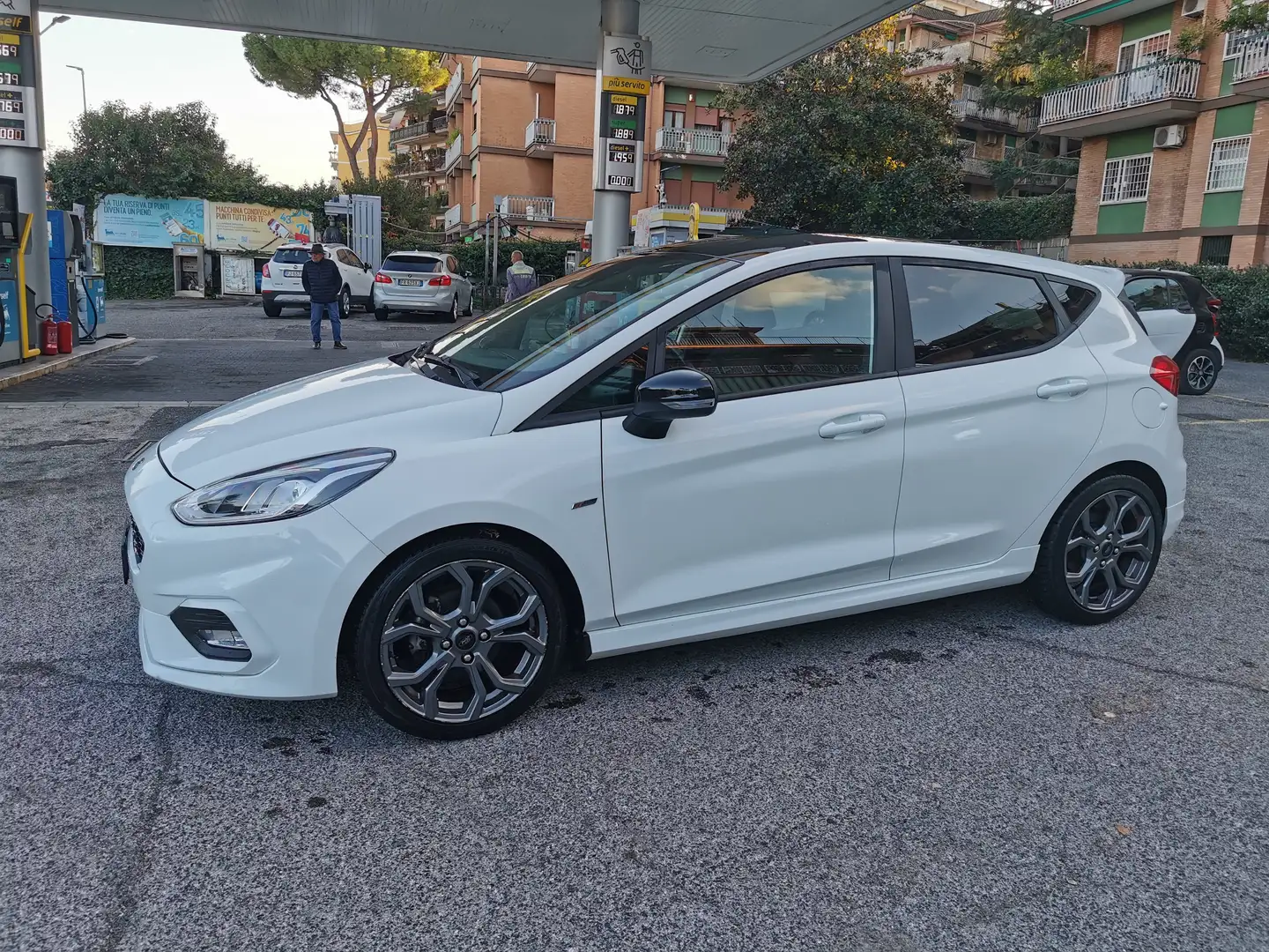 Ford Fiesta Fiesta 5p 1.0 ecoboost ST-Line 100cv Blanc - 2
