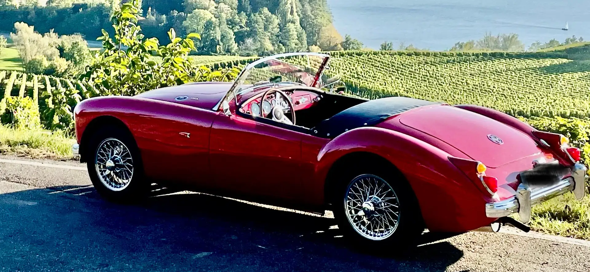 MG MGA Rot - 2