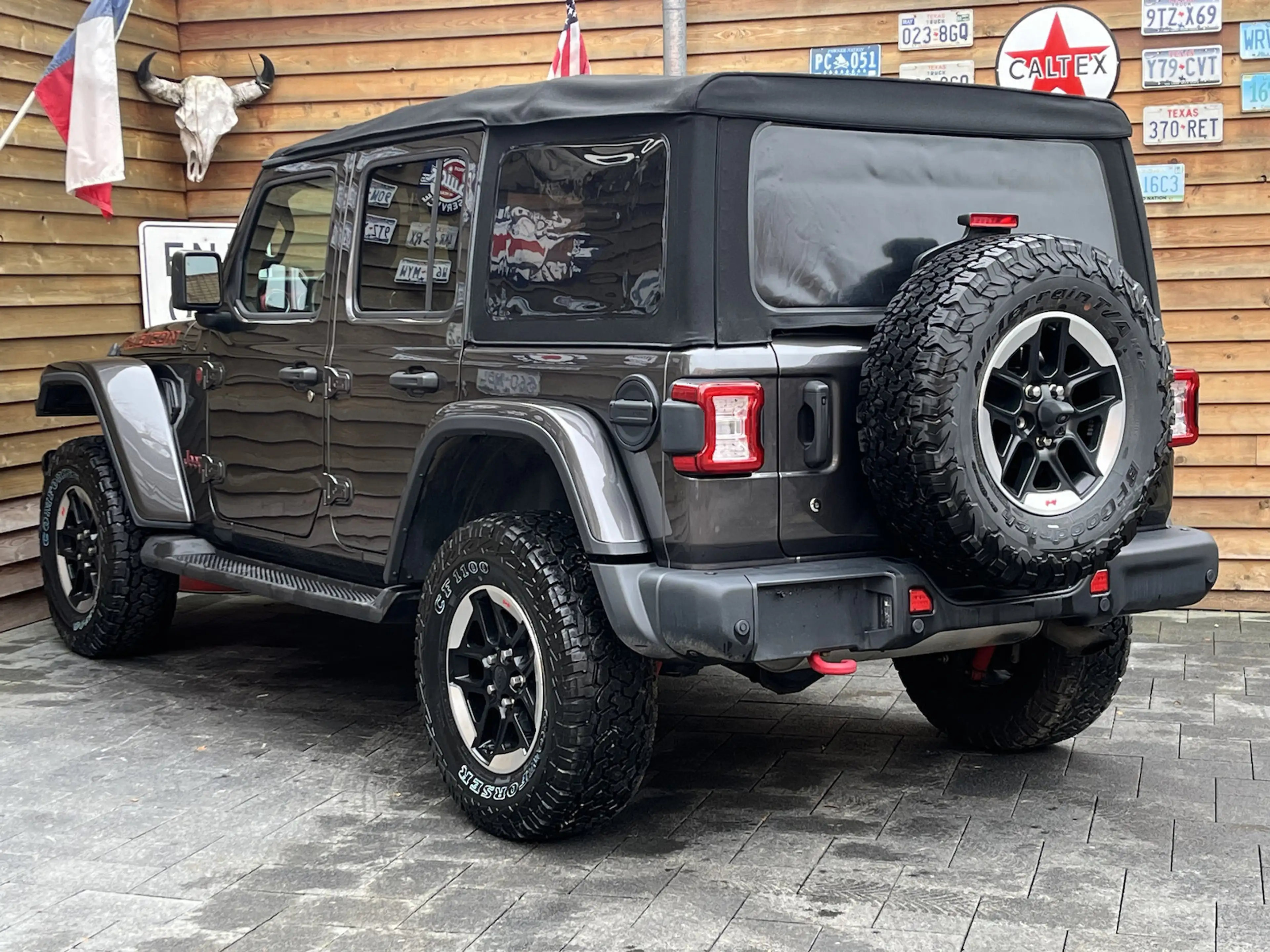 Jeep Wrangler 2,0L UNLIMITED RUBICON 4X4 Alpine SHZ — photo 11