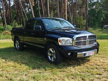 Dodge RAM 2500 5.7 Hemi