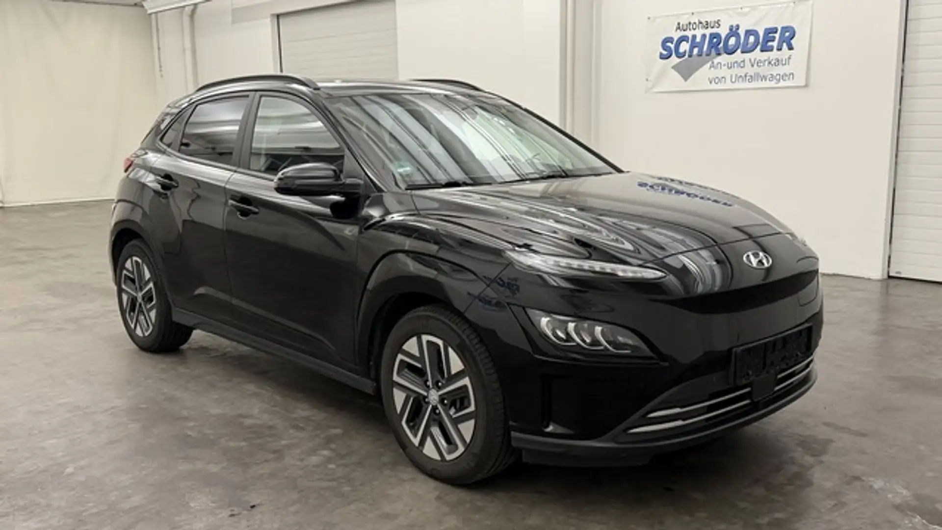 Hyundai KONA Kona Trend Elektro *1.Hand*ACC*KRELL* Schwarz - 1