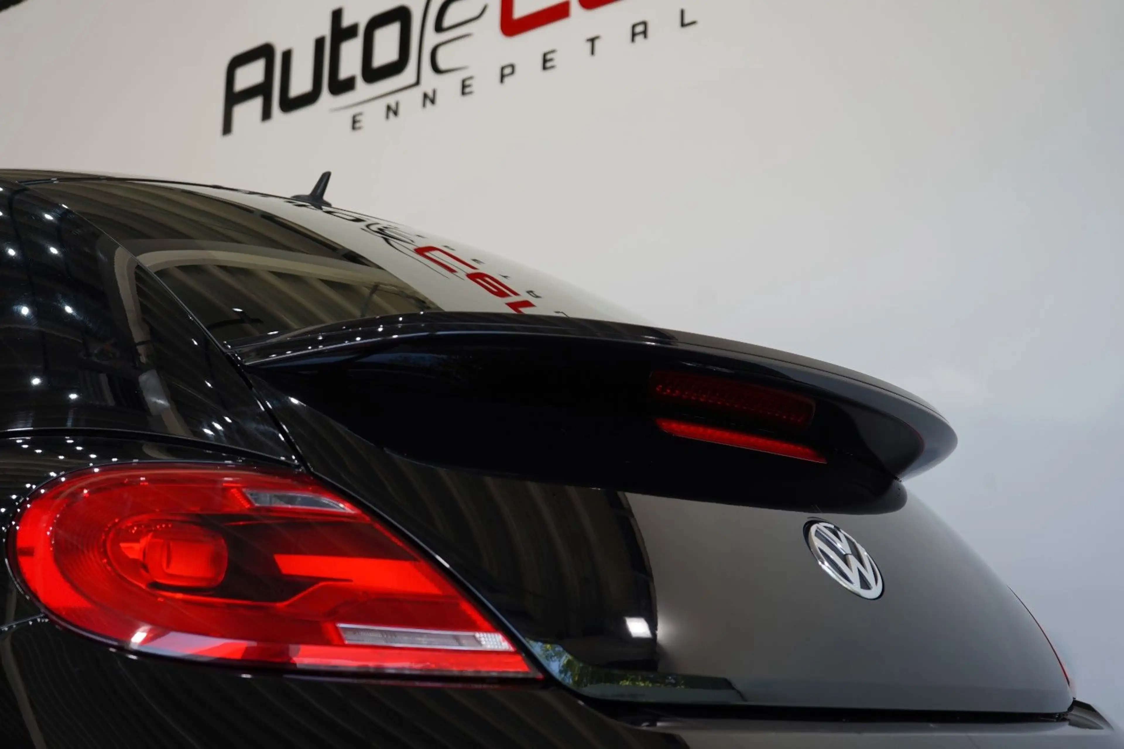 Volkswagen Beetle Lim. Design*PDC*FenderSound*KomfortPaket* — photo 9